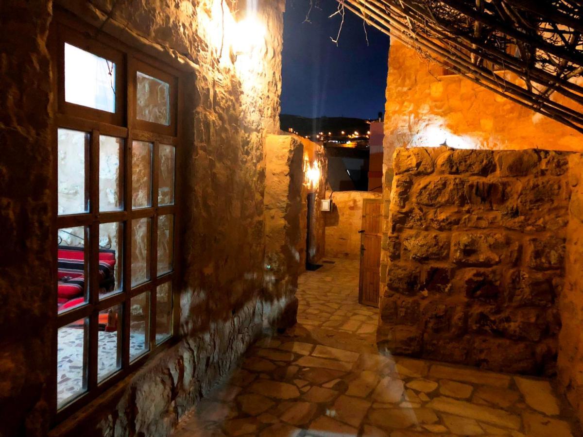 The Orient Home Wadi Musa Eksteriør bilde